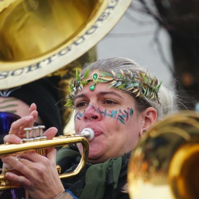 4ceba5b0-772a-4b81-9ac5-d04edae989c5