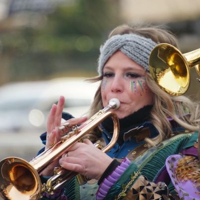 6d1292b9-d3d6-4daa-8ce7-371257fa4ecf