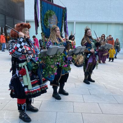 ce49238c-4eeb-46af-b3ed-f560307330d5