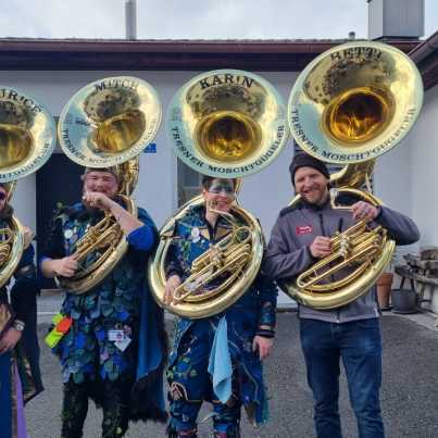 152dc44c-3b07-41f0-a385-9d6274bcc9ea