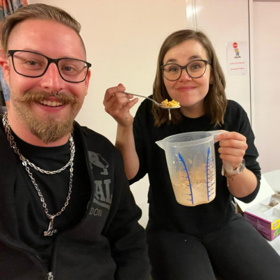 B90C0366-4DA2-441E-A121-FD7D85575E0D